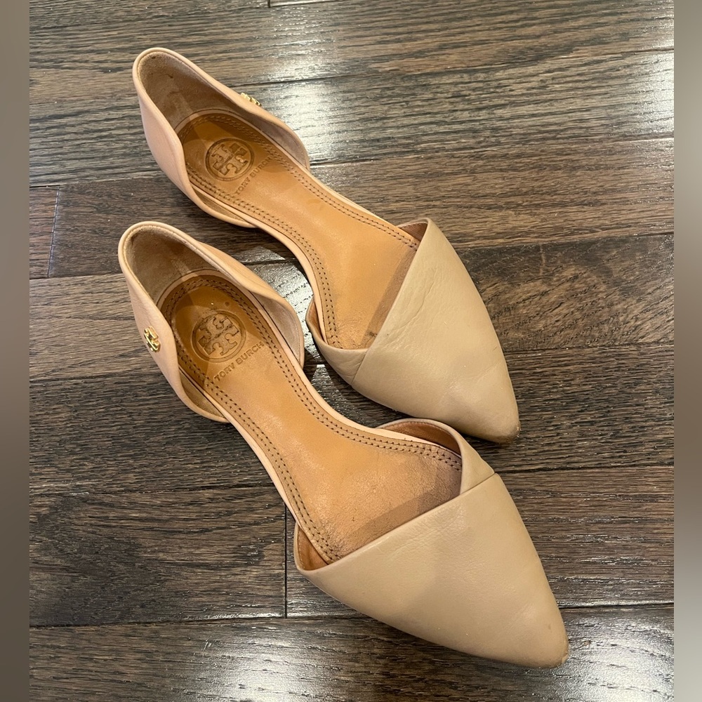Tory Burch Womens Size 5(runs big) Viv Nude Leather D'orsay Pointed Flat Shoes
